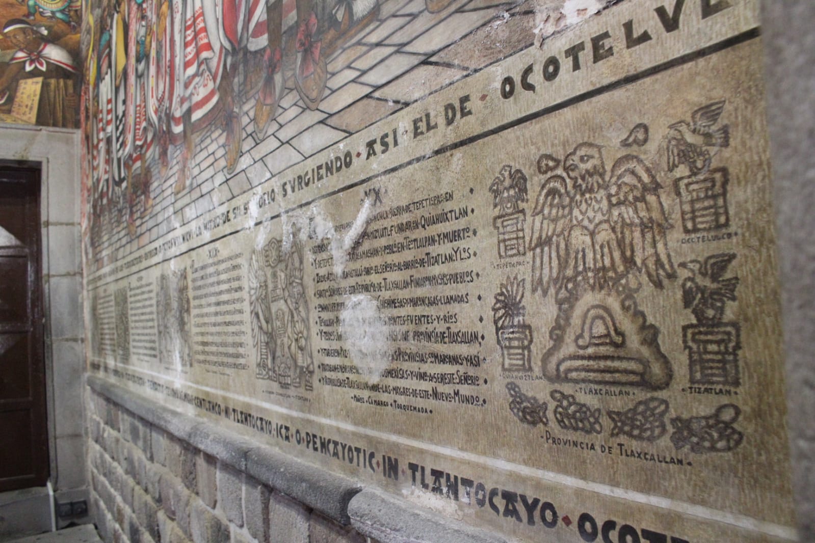 Avanzan trabajos para la restauración integral de los murales de Palacio de Gobierno