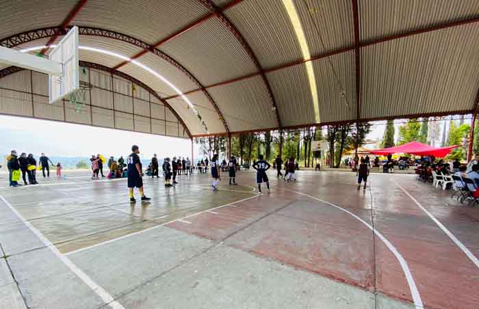 Reanuda actividades liga de baloncesto infantil en Santa Justina