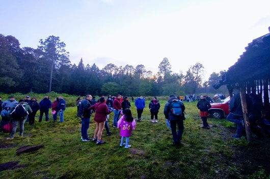 Arriban al Santuario de Las Luciérnagas más de 10 mil visitantes durante el fin de semana