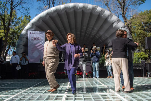 Reinauguró gobernadora Lorena Cuéllar tradicional “Viernes de Danzón” en Tlaxcala capital