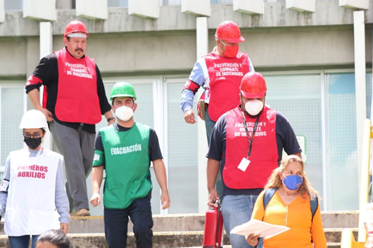 SEPE-USET realiza simulacro de sismo e incendio en oficinas centrales