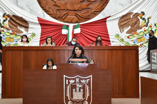 Congreso aprueba convocatoria para reconocer a las y los maestros destacados, con la presea “50 años por la Educación al Servicio del Pueblo”