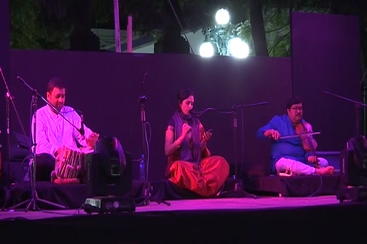 Se presenta la cantante hindú Manasi Prasad en festival Internacional Cervantino en Tlaxcala