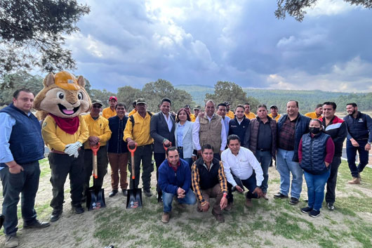 Firman autoridades convenios en el marco del programa de Desarrollo Forestal Sustentable