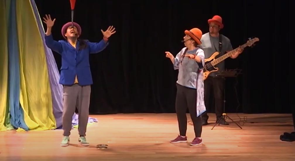 isfrutan niños del curso de verano “Yo si prevengo desde pequeño” de la SSC de función de teatro