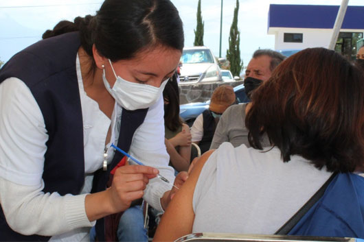 Ofrecerán vacunas contra covid-19 e influenza en centro comercial Galerías Tlaxcala
