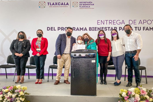 El 58 por ciento de beneficiarias de Programas Estatales de Bienestar son jefas de familia y madres solteras