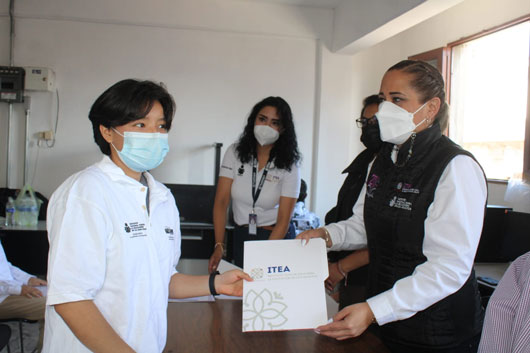 Entrega ITEA certificados a mujeres tlaxcaltecas