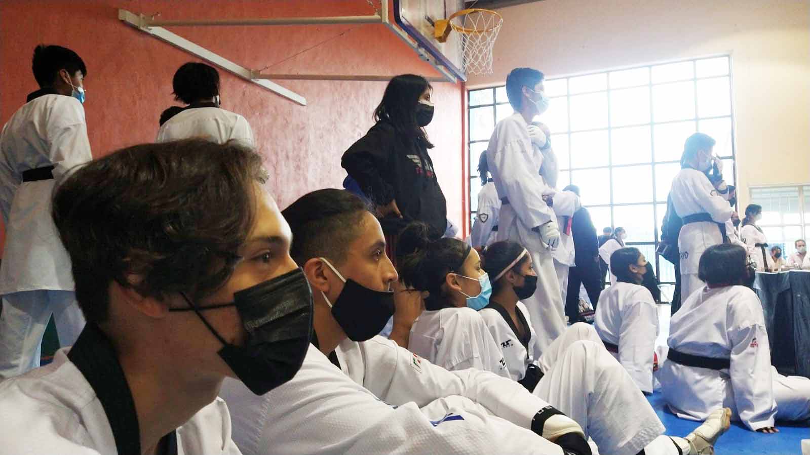 Seleccionados en taekwondo se alistan para participar en Juegos Nacionales OCOTLÁN.- Siete atletas del Instituto Elite Taekwondo forman p