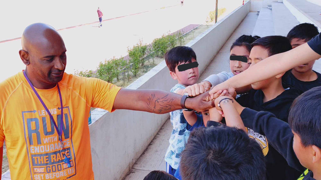 Busca academia de baloncesto infantil ser semillero de talentos