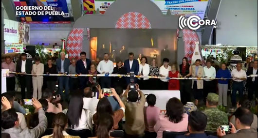 Asiste titular del Ejecutivo local a inauguración de la “Feria de Puebla 2024”