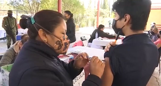 Aplica Centro de Salud Urbano de Tlaxcala refuerzo de la vacuna contra Covid-19