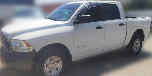 Asegura PGJE a masculino y camioneta que contaba con reporte de robo