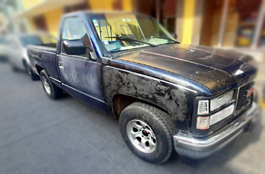 Asegura PGJE camioneta que contaba con reporte de robo en Estados Unidos