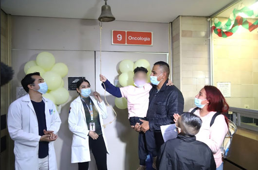 Dani toca “Campana de la victoria” y vence al cáncer después de tres años de tratamiento
