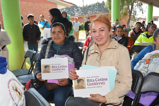 Entrega Gobierno de México 39 mil tarjetas de la beca 