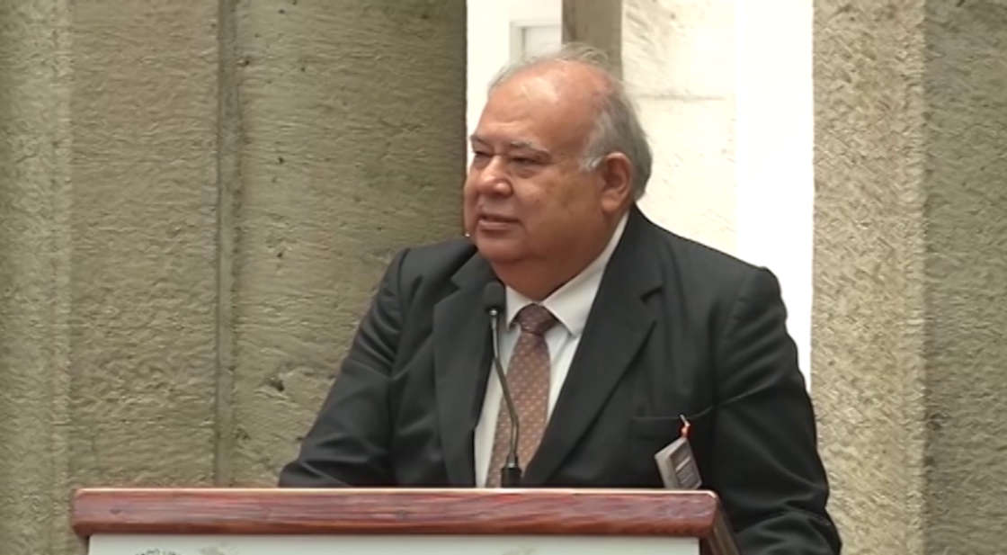 Rinden homenaje al director de 