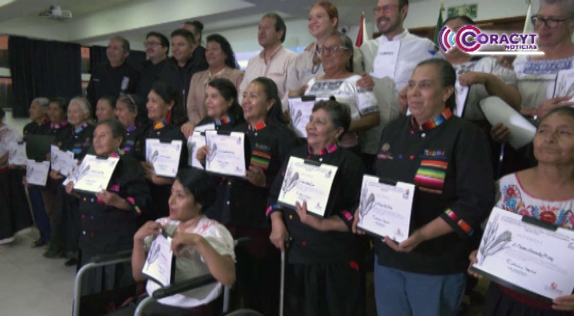 Certificaron a 21 cocineras tlaxcaltecas tradicionales