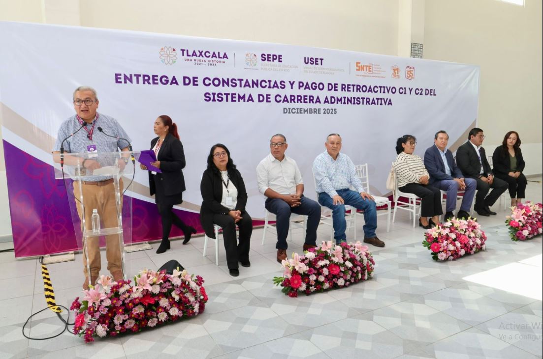 Gobierno del Estado entregó constancias y pago retroactivo a personal beneficiado del sistema de carrera administrativa 2025