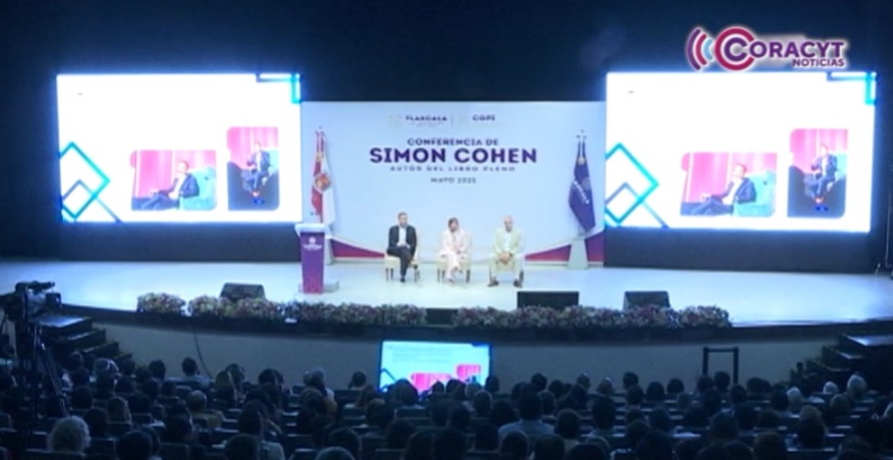 Piden gobernadora Lorena Cuéllar a servidores públicos trabajar con solidaridad y entusiasmo