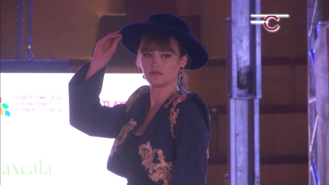 Cumplió su objetivo la pasarela taurina “Al toro con causa y a la moda” 