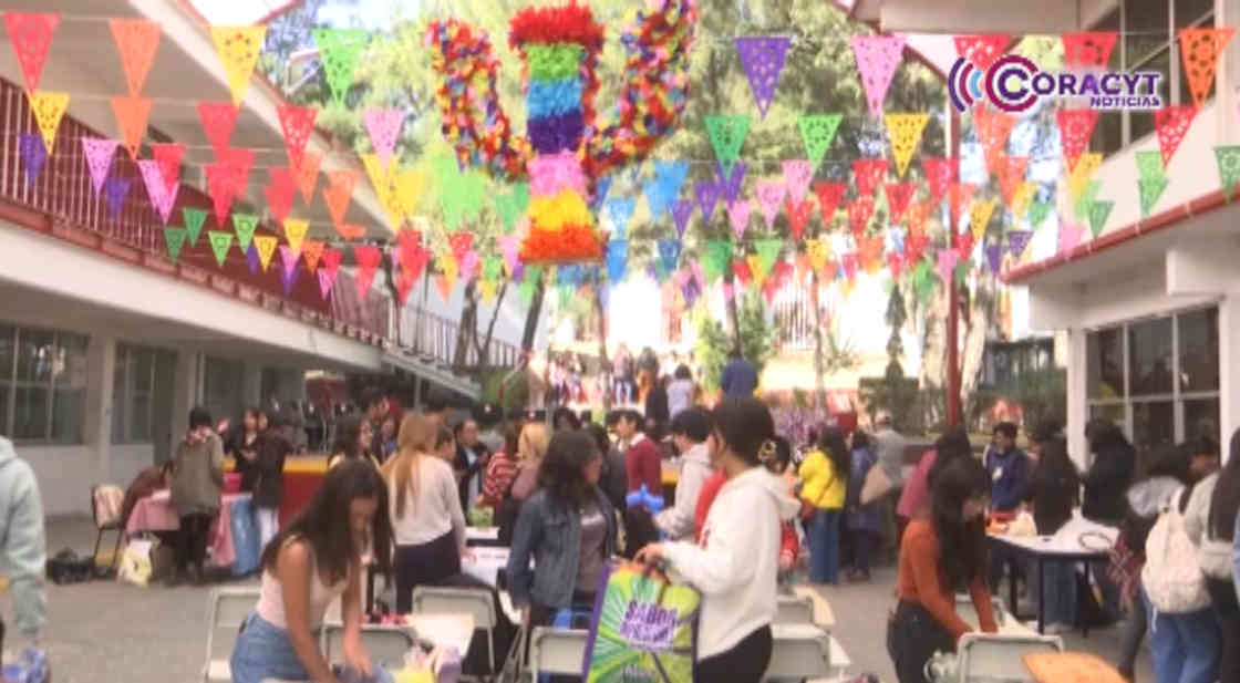 Estudiantes de la UATx apoyan a personas con cáncer, lupus e insuficiencia renal