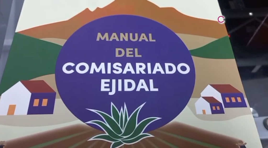 Entregó la Sotyv el “Manual del Comisariado Ejidal” en Panotla