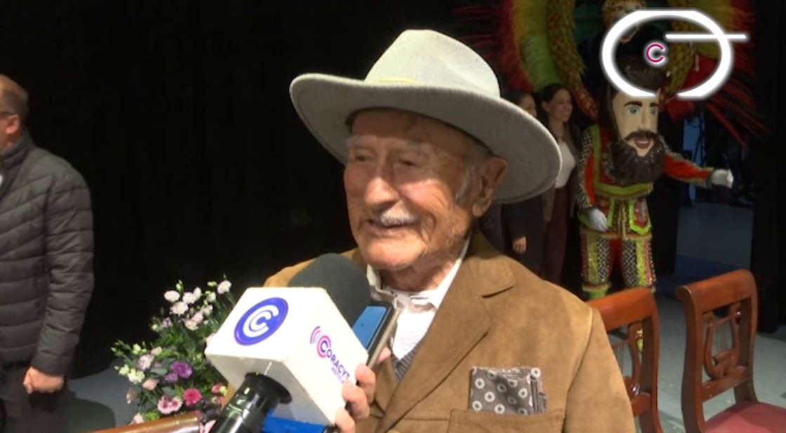 Por su contribución histórica, Ignacio Lorenzo Casaus recibió el “Legado Tlaxcalteca”