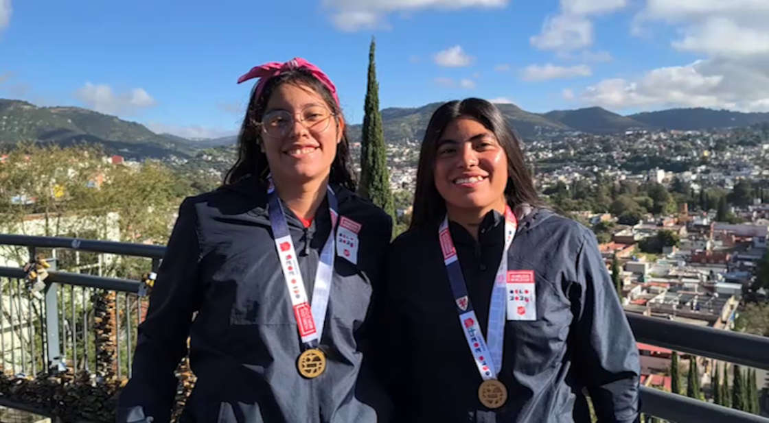Cecilia Parra y Mitzi Ordóñez destacaron en la Homeless World Cup