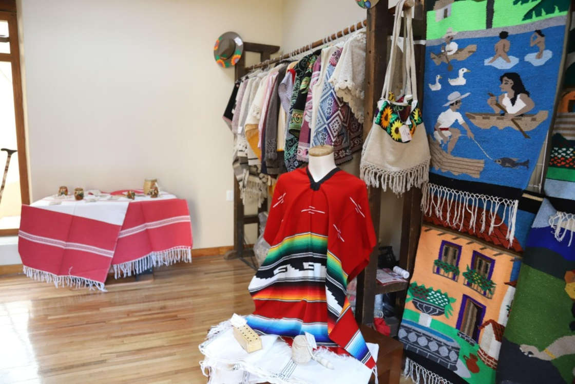 Tlaxcala profesionaliza su tradición cultural con la primera licenciatura en arte textil del país