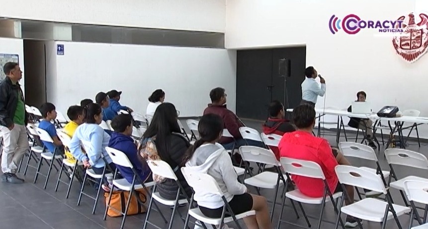 Capacitó la Asociación Atlética de Tlaxcala a madres y padres de menores deportistas