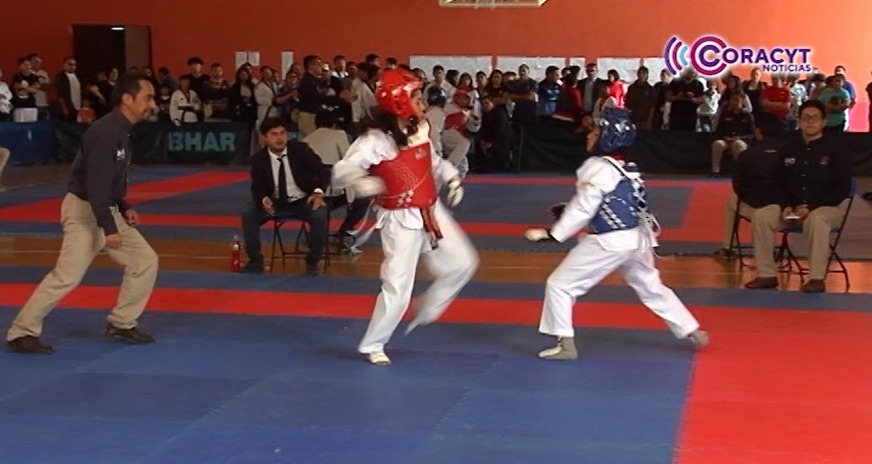 Taekwondoínes tlaxcaltecas se preparan para la Olimpiada Nacional 2026