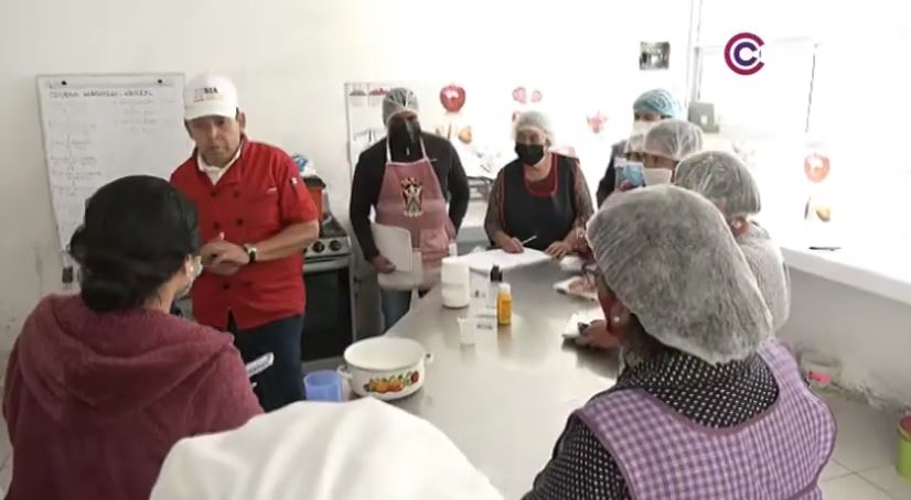 Capacitaron a mujeres de Contla en producción de lácteos